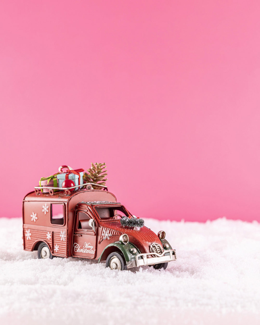 Last chance to order for Christmas in Europe