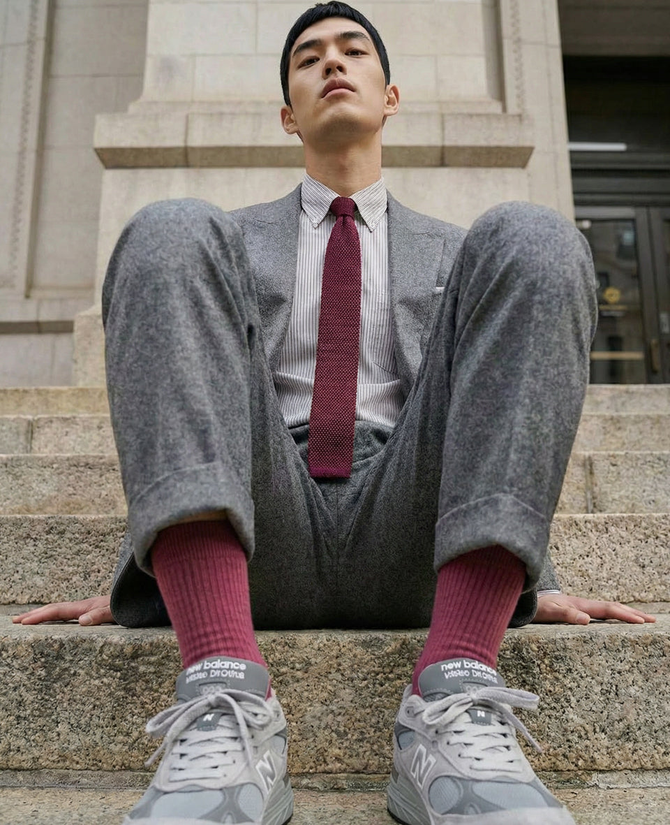 A Color That Grounds the Look