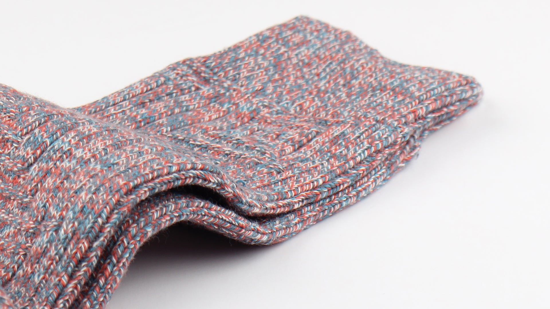 Socks for colder days and a stylish look ...