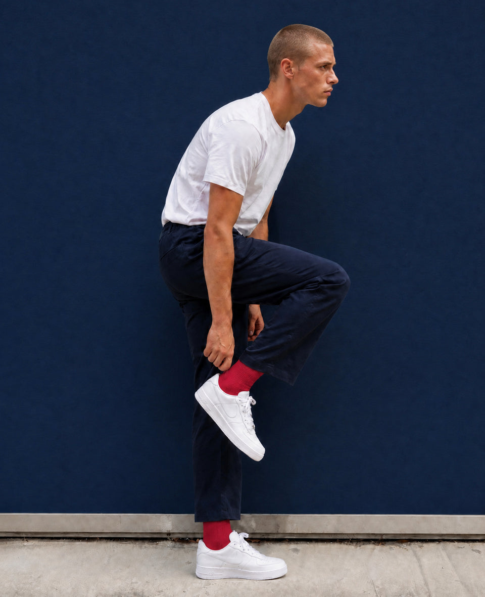 What Color Socks to Wear With White Sneakers: The Complete Men's Guide (2026)