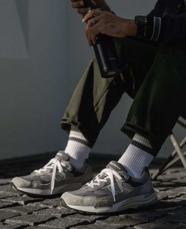 Athletique Classique Stripes Organic Cotton Clear White / Soft Grey / Stone / Benzin - Democratique Socks