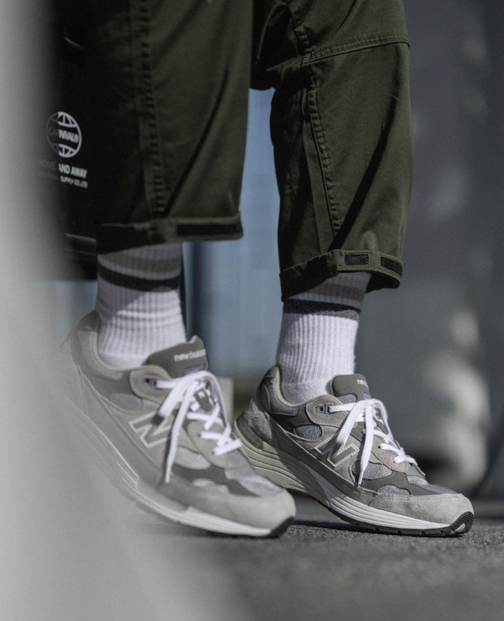Athletique Classique Stripes Organic Cotton Clear White / Soft Grey / Stone / Benzin - Democratique Socks